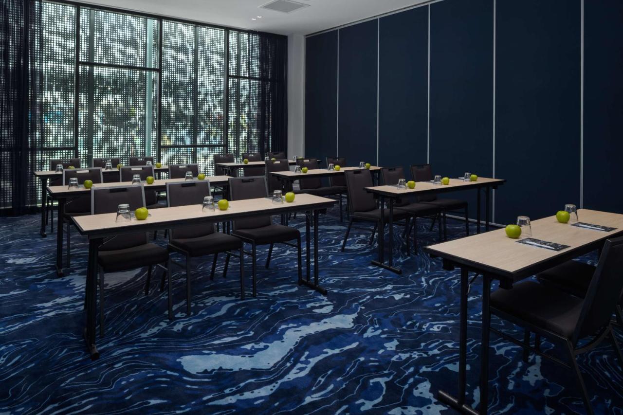 Rydges Gold Coast Airport Hotel Buitenkant foto